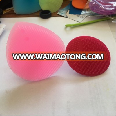 Factory Direct Sell heart shape silicone body massage brush